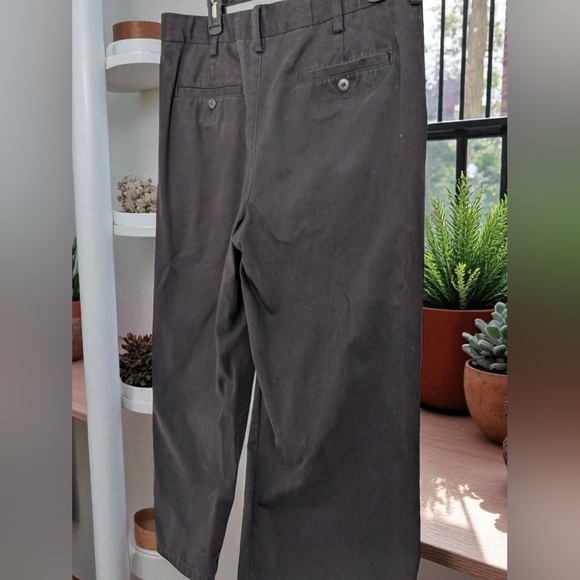 Croft & Barrow Men's Black Chinos Size 34x32 (EUC) - Picture 8 of 11